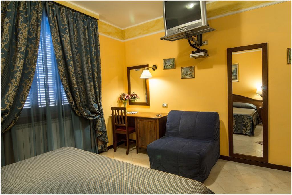 B&B Degli Amici Ciampino Ruang foto