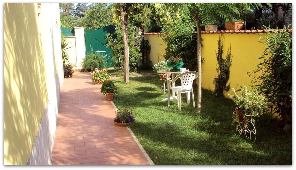 B&B Degli Amici Ciampino Bagian luar foto